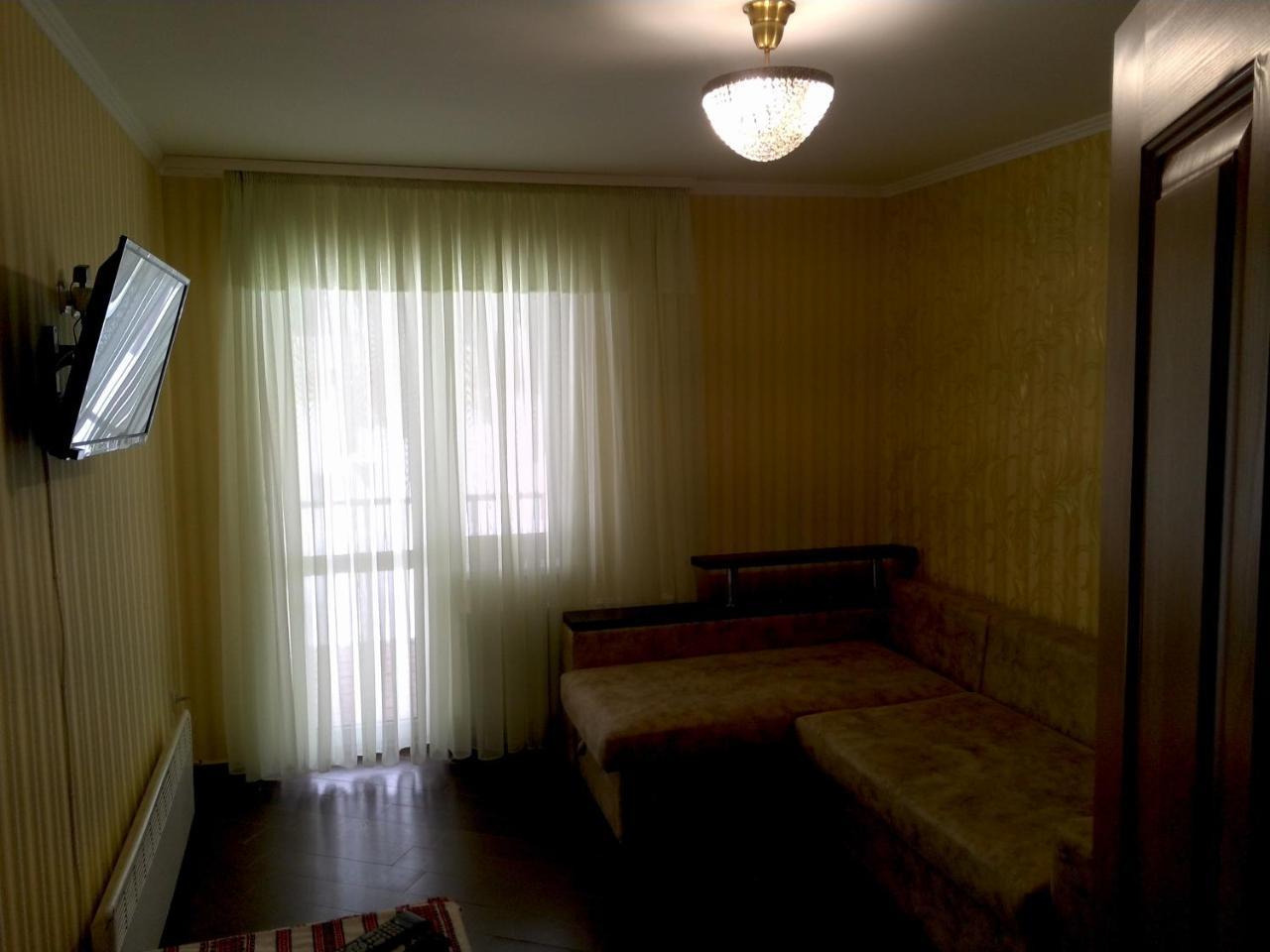 Hotel Dubrava Poltava Esterno foto