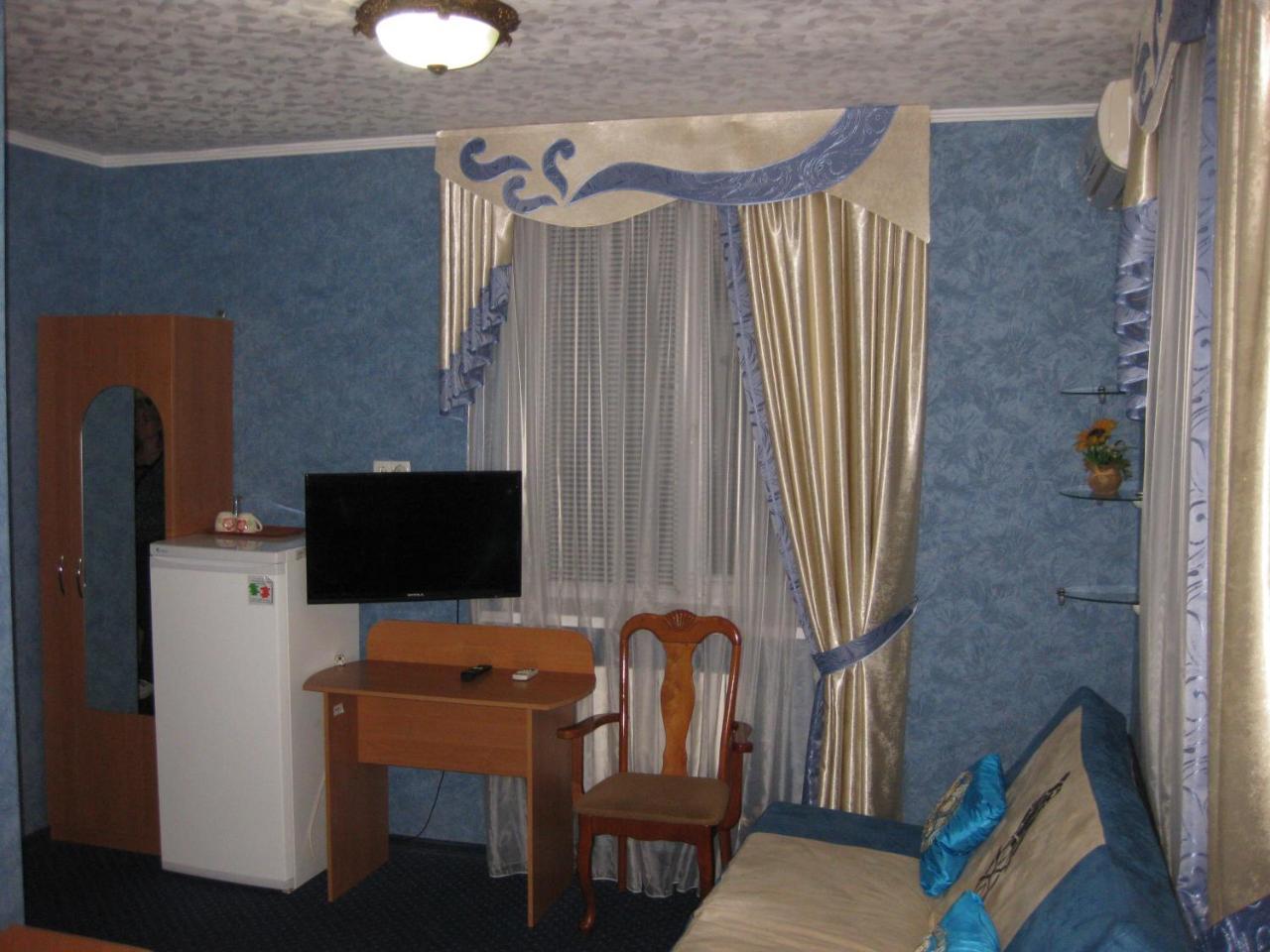 Hotel Dubrava Poltava Esterno foto